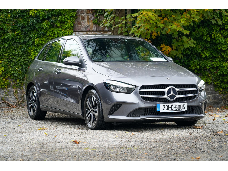 Mercedes-Benz B Class 200 D 5DR AUTO