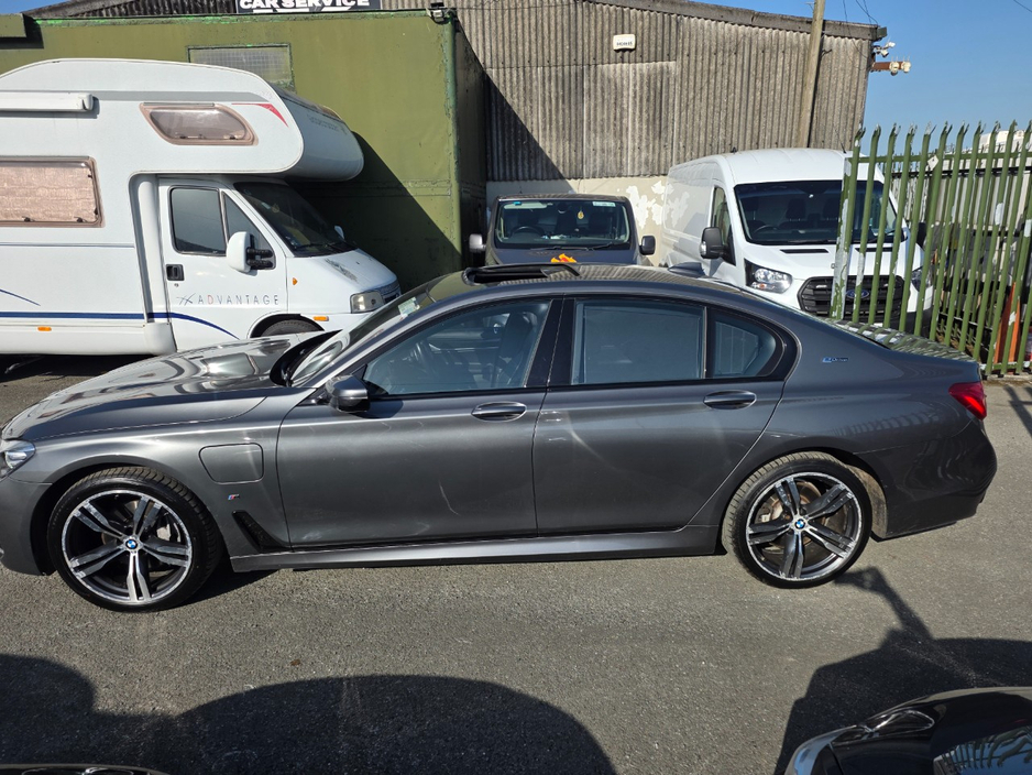 2017 BMW 7 Series 2L Petrol Plug-in Hybrid For Sale Images