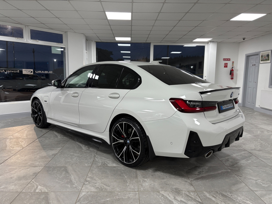 2023 BMW 3 Series 2L Hybrid For Sale Images