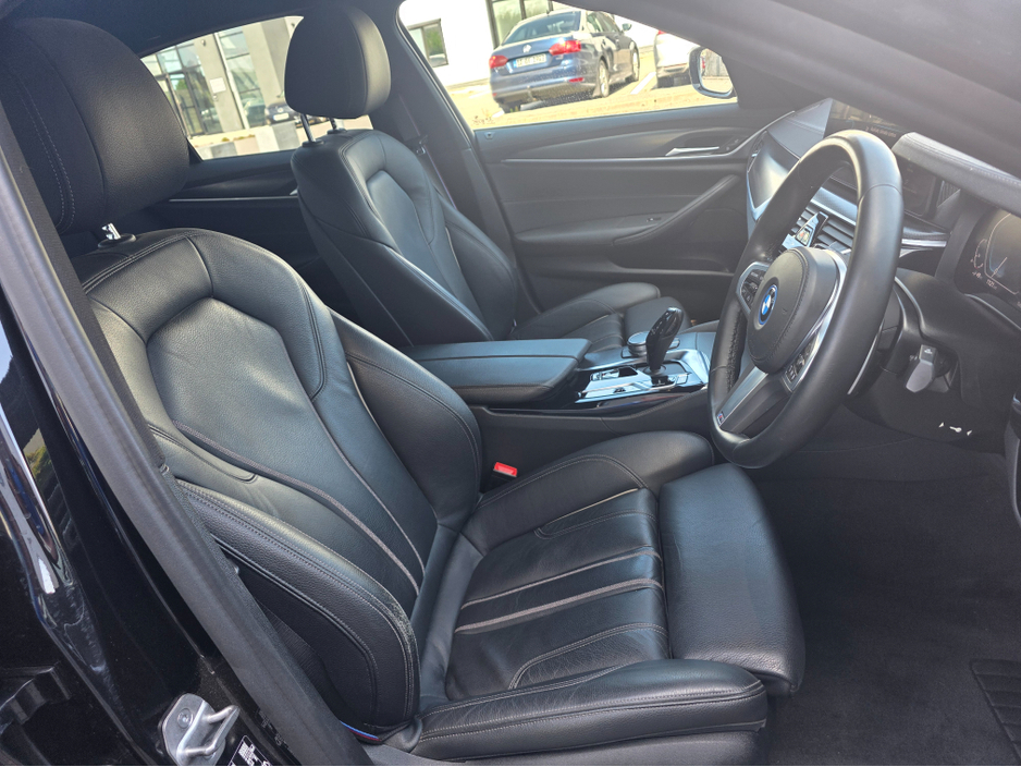 2022 BMW 5 Series 2L Petrol Plug-in Hybrid For Sale Images