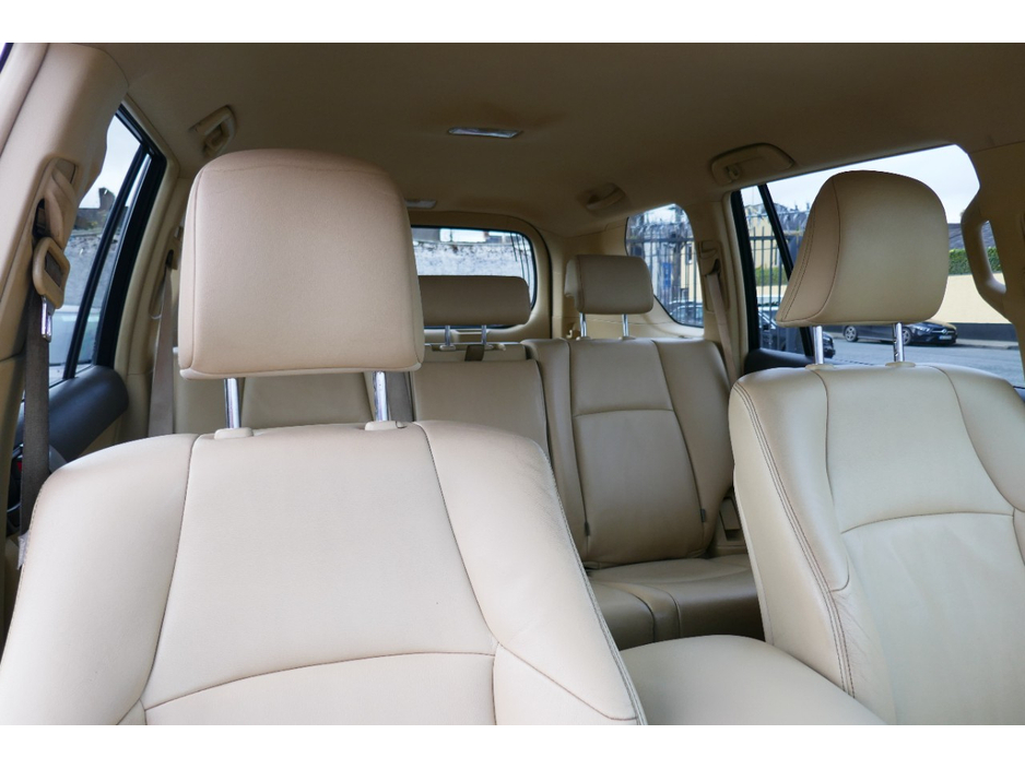 2015 Toyota Landcruiser 3L Diesel For Sale Images