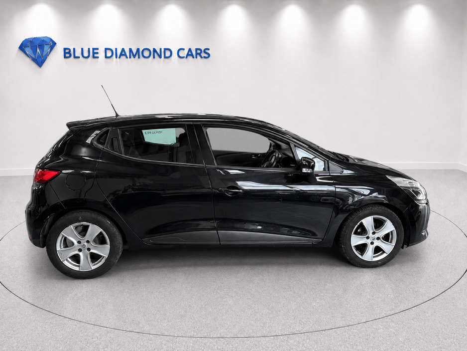 2015 Renault Clio 1.1L Petrol For Sale Images