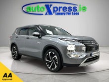 Mitsubishi Outlander PHEV 4WD G , Reversing camera, Low mileage
