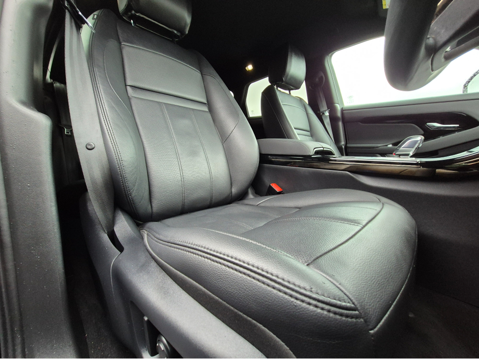 2024 Land Rover Range Rover Evoque 1.5L Petrol Plug-in Hybrid For Sale Images