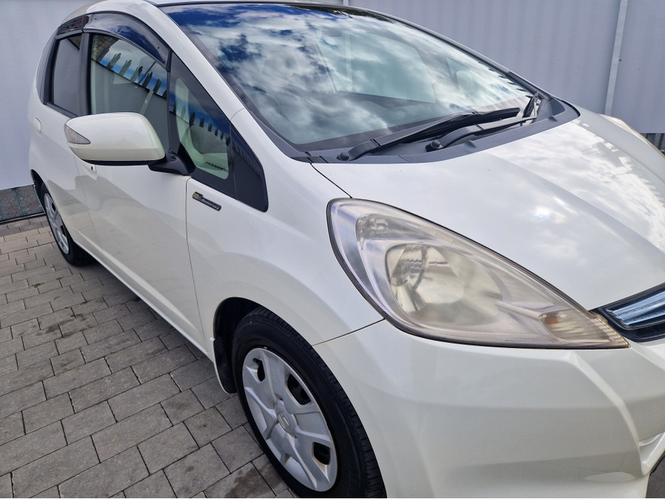 Honda Fit 1.3 PETROL HYBRID AUTO — thumbnail 2