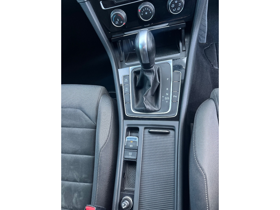 2019 Volkswagen Golf 2L Diesel For Sale Images