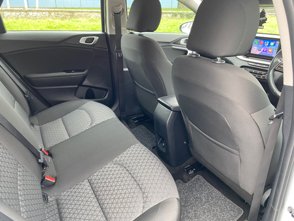 2023 Kia Ceed 1.6L Diesel Hybrid For Sale Images