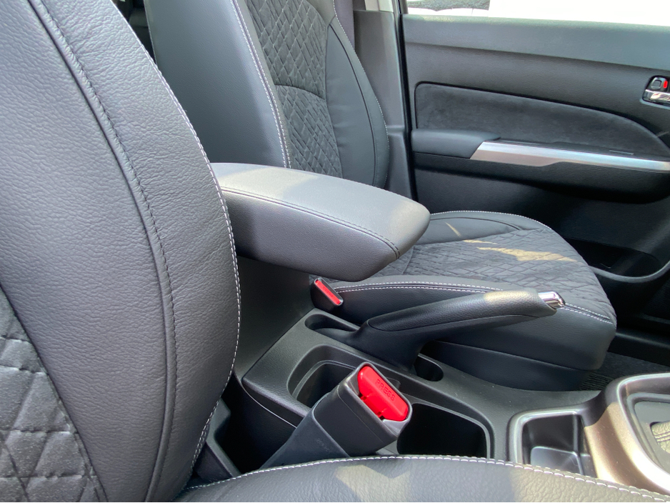 2025 Suzuki Vitara 1.5L Petrol Hybrid For Sale Images