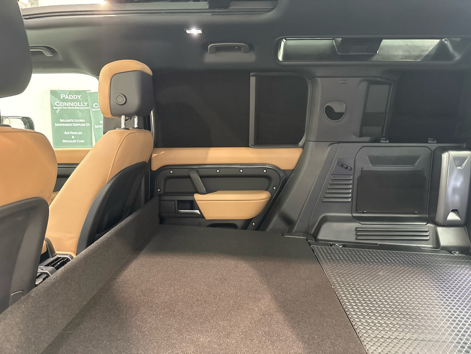 2026 Land Rover Defender 3L Diesel For Sale Images