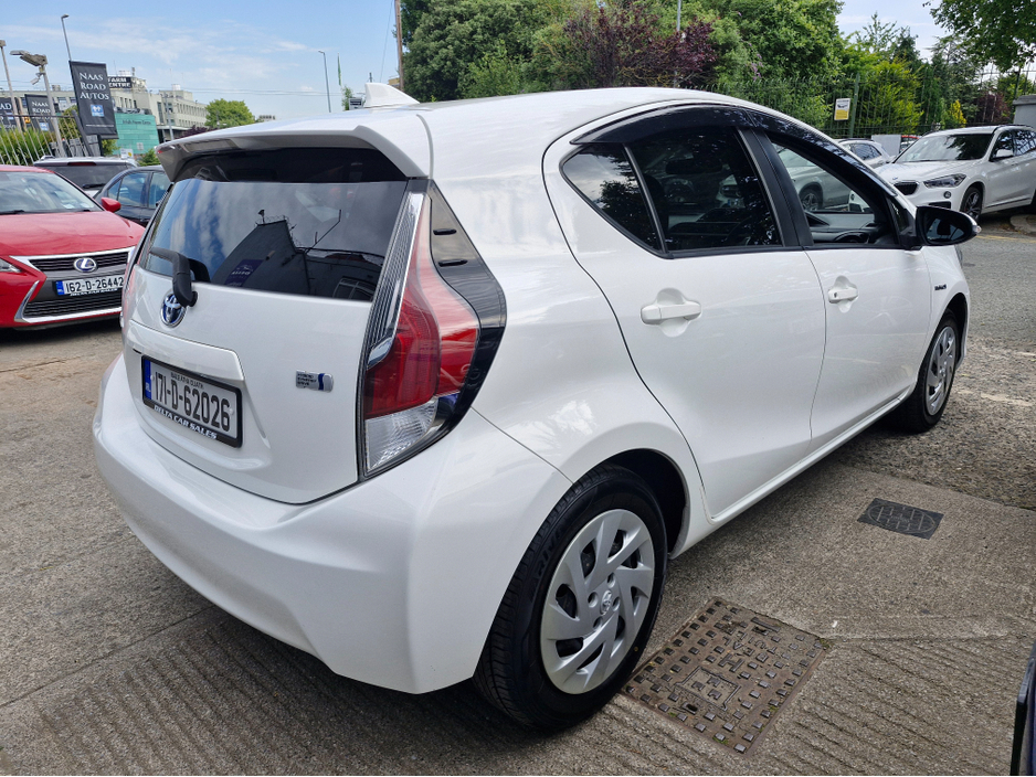 2017 Toyota Aqua 1.5L Petrol Hybrid For Sale Images