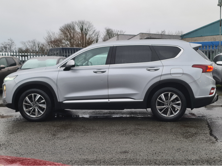 2019 Hyundai Santa Fe 2.2L Diesel For Sale Images
