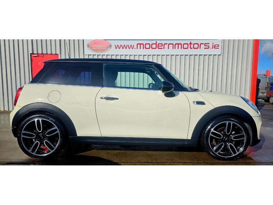 2018 MINI Cooper D 1.5L Diesel For Sale Images
