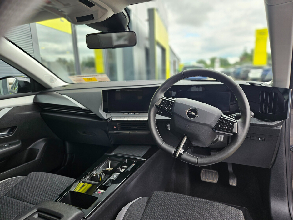 2024 Opel Astra 1.5L Diesel For Sale Images