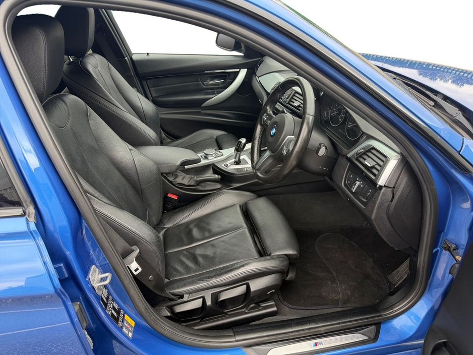 BMW 3 Series 330e , PLUG IN HYBRID, M - SPORT, FULL SERVICE HISTORY, AUTOMATIC, FINANCE, WARRANTY, 5 STAR REVIEWS — thumbnail 28