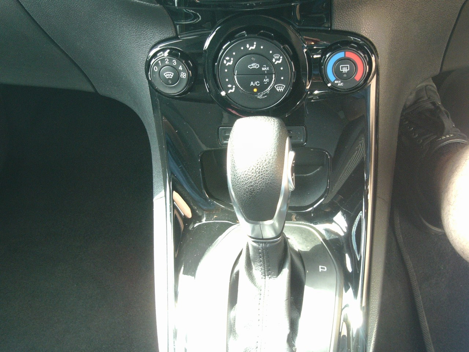 2015 Ford Fiesta 1L Petrol For Sale Images
