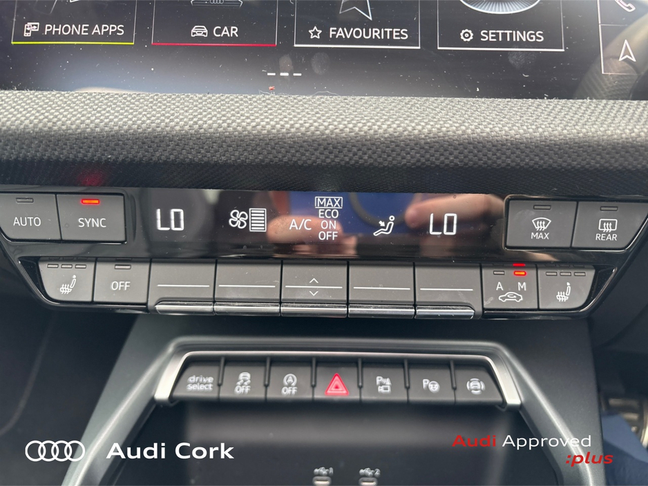 Audi A3 SALOON 2.0 30TDI 115BHP S-LINE WITH BLACK STYLING, COMFORT PACK, PANORAMIC SUNROOF & COMFORT KEY — thumbnail 20