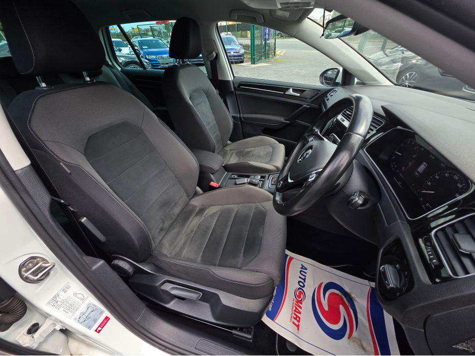 2017 Volkswagen Golf 1.4L Petrol For Sale Images