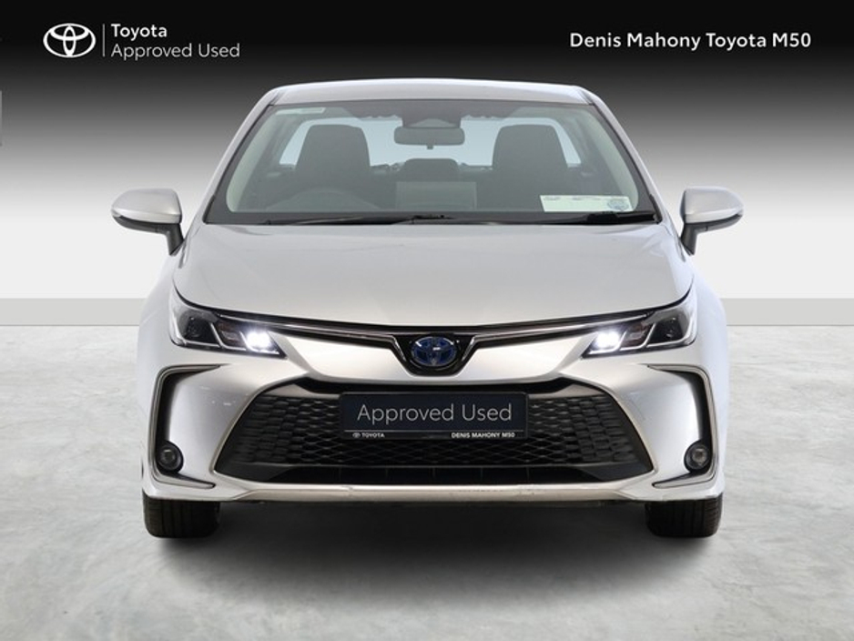 Toyota Corolla Luna Hybrid Saloon — thumbnail 5