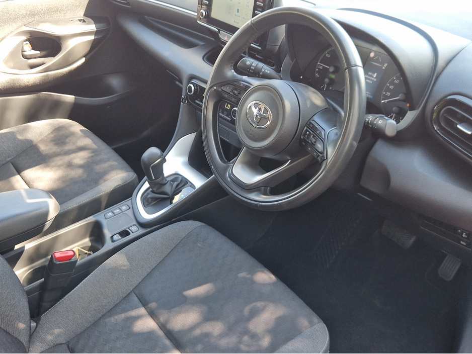 2022 Toyota Yaris 1.5L Petrol Hybrid For Sale Images