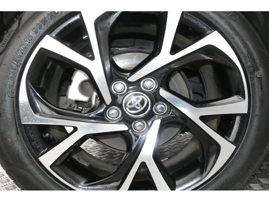 Toyota C-HR 1.8 HYBRID *HALF LEATHER*REVERSE CAM*PARK SENSORS* — thumbnail 27