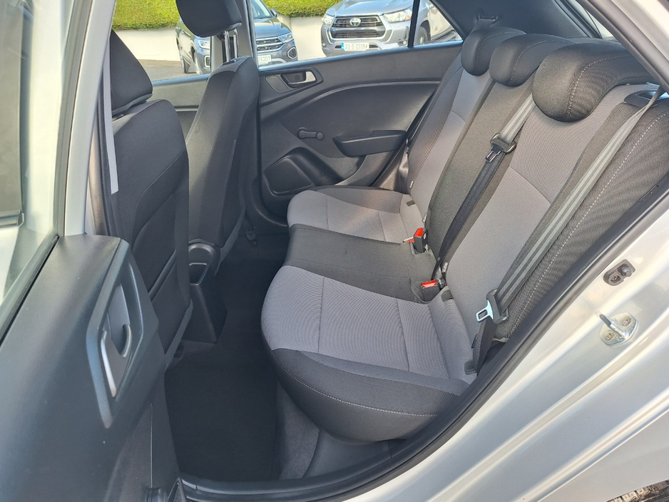 Hyundai i20 ACTIVE PETROL CLASSIC 5DR — thumbnail 9