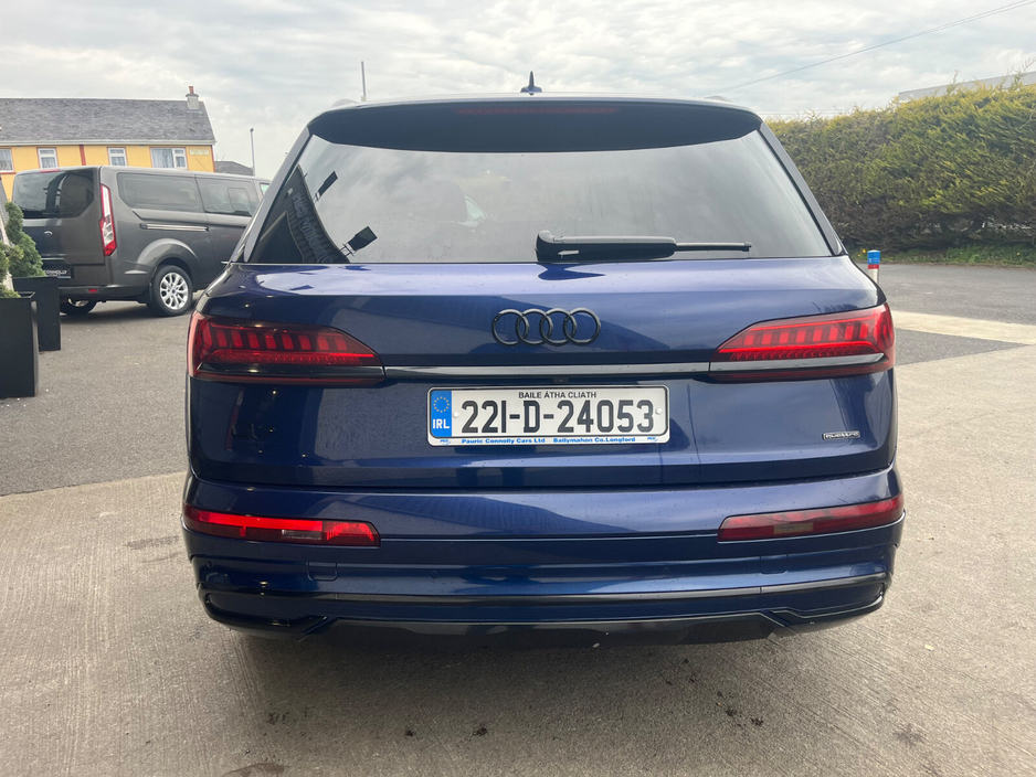 2022 Audi Q7 3L Petrol Plug-in Hybrid For Sale Images