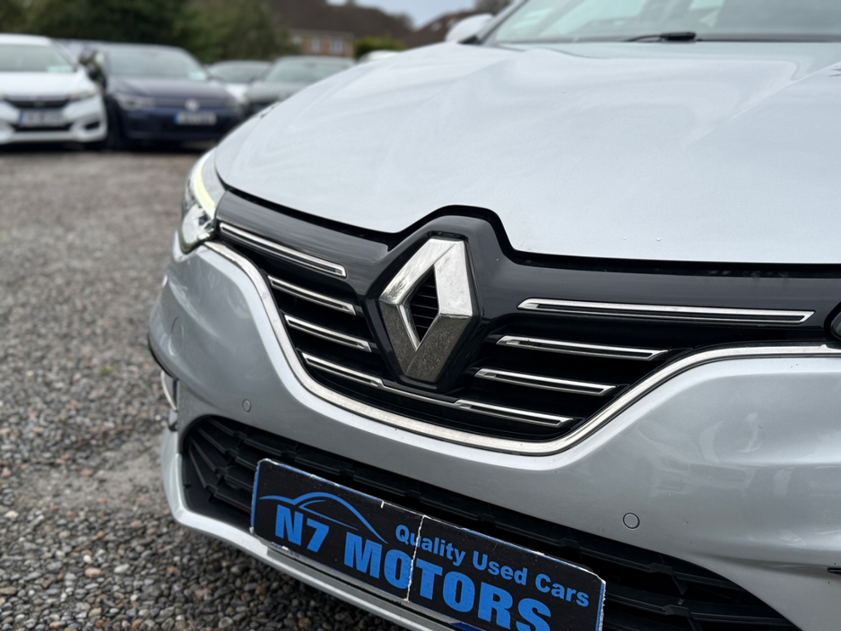 2021 Renault Megane 1.6L Petrol Plug-in Hybrid For Sale Images
