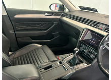 2021 Volkswagen Passat 2.0L Diesel For Sale Images