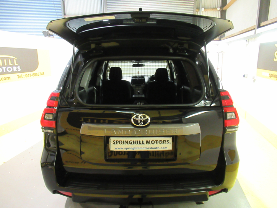 TOYOTA Landcruiser ID:3436051