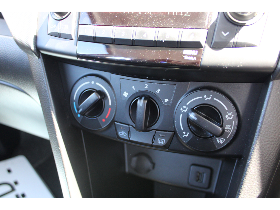 2015 Suzuki Swift 1.2L Petrol For Sale Images