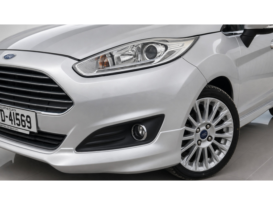 Ford Fiesta 2016 Ford Fiesta 1.0L  Auto *High Spec* — thumbnail 9