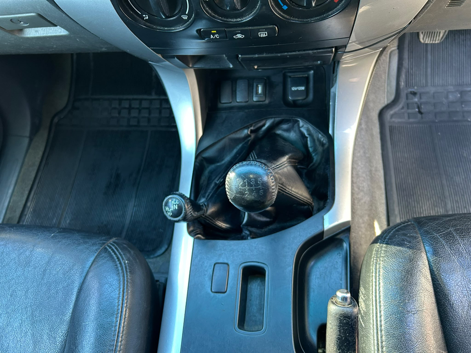 2007 Toyota Landcruiser 3L Diesel For Sale Images