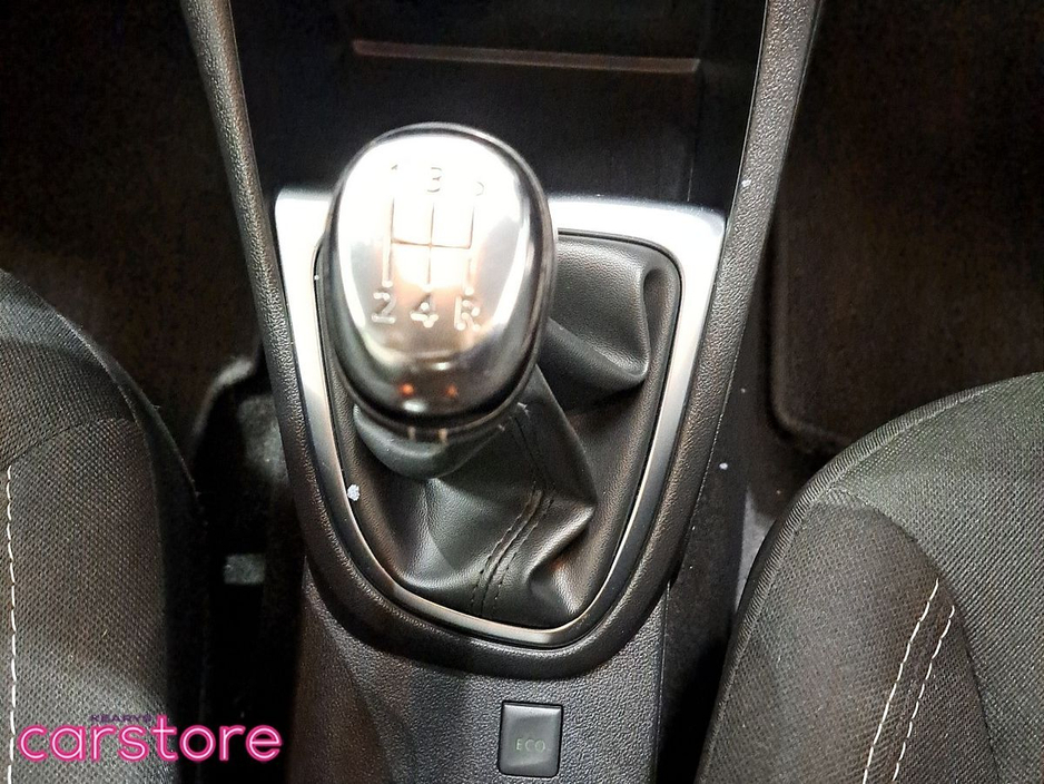 Renault Captur 1.5 dCi 90 ICONIC — thumbnail 16