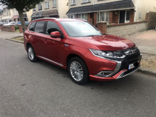Mitsubishi Outlander 2.4 4HS PHEV 221BHP