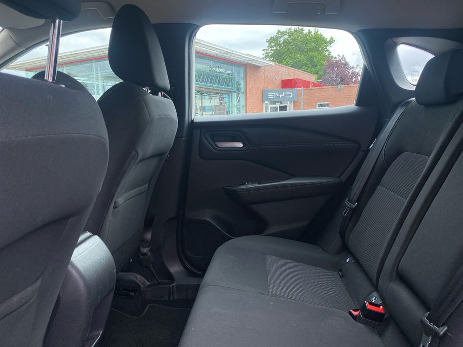 Nissan Qashqai 1.3 PET MILD HYBRID SV — thumbnail 13