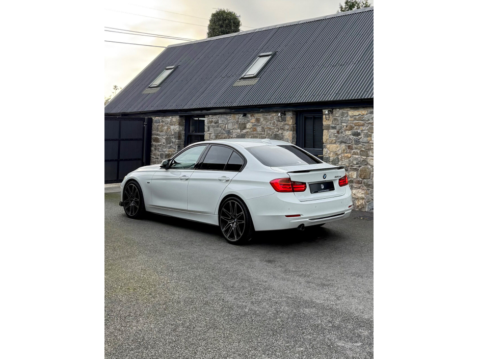 2013 BMW 3 Series 2L Diesel For Sale Images