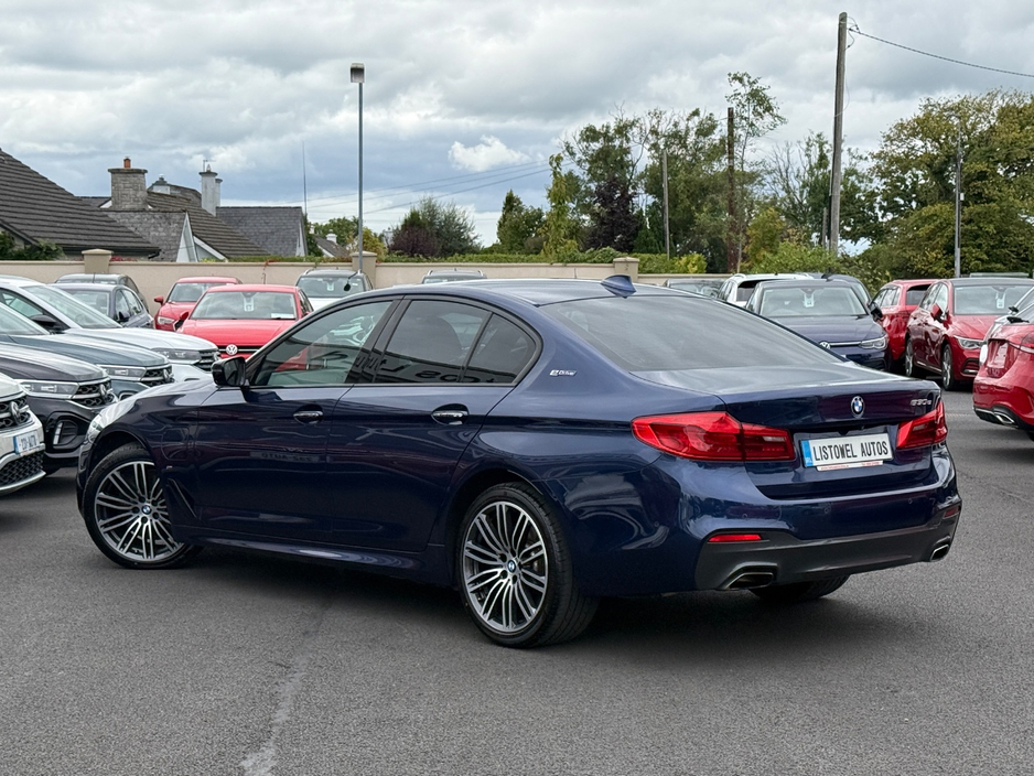 BMW 5 Series 530E M-SPORT 2.0 HYBRID AUTOMATIC * VIRTUAL COCKPIT, REAR VIEW CAMERA, 19 " DIAMOND CUT ALLOYS, PARKING SENSORS FRONT & REAR, APPLE CARPLAY /ANDROID AUTO, MEMORY SEATS, LEATHER UPHOLSTERY * — thumbnail 2