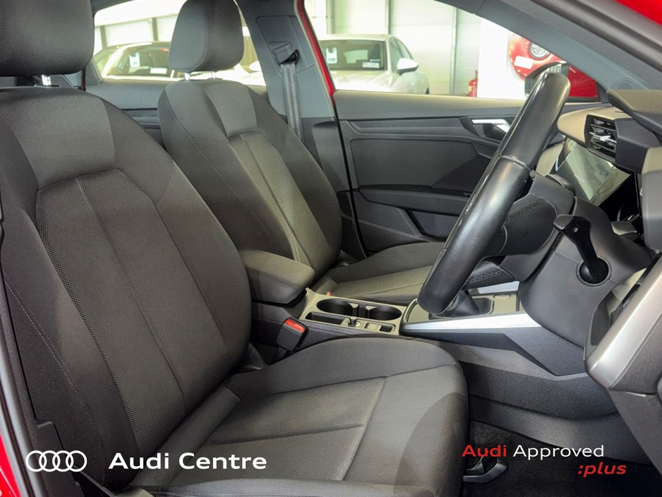 Audi A3 30 TDI 116HP SE — thumbnail 11