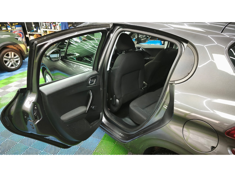 Peugeot 208 ACTIVE 1.2 68 6.2 4DR — thumbnail 16