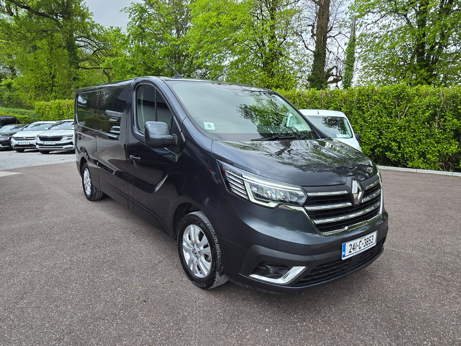 2024 Renault Trafic 2L Diesel For Sale Images