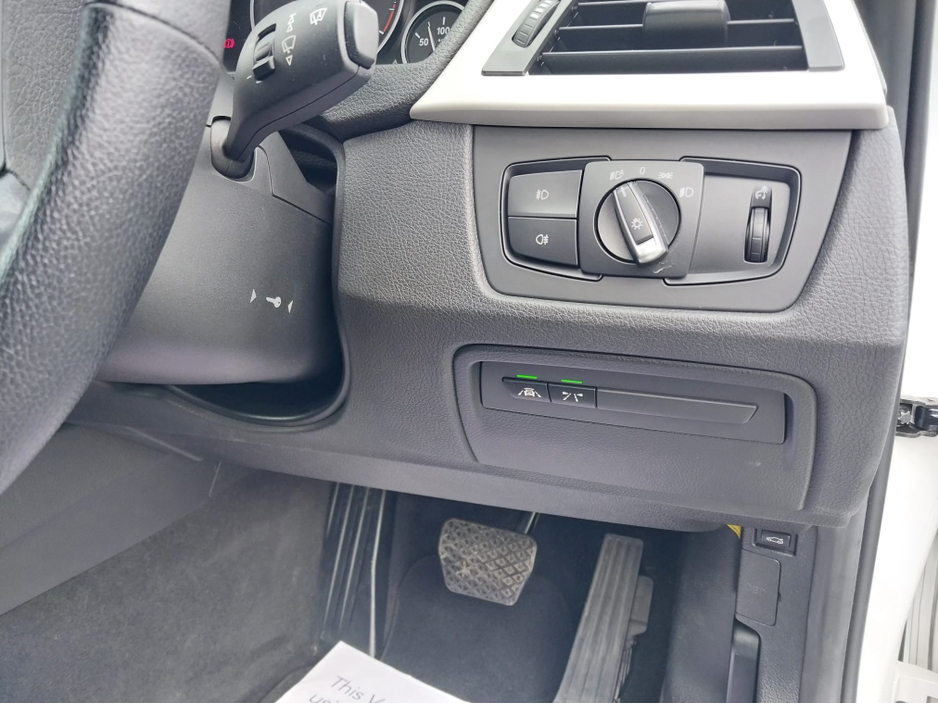 BMW 3 Series 320D Automatic LOW KM — thumbnail 27