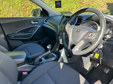 2017 Hyundai Santa Fe 2.2L Diesel For Sale Images