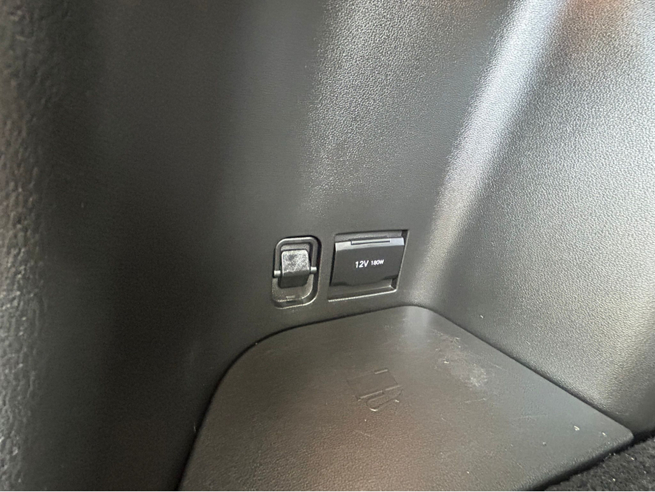 2022 Hyundai Tucson 1.6L Petrol Plug-in Hybrid For Sale Images