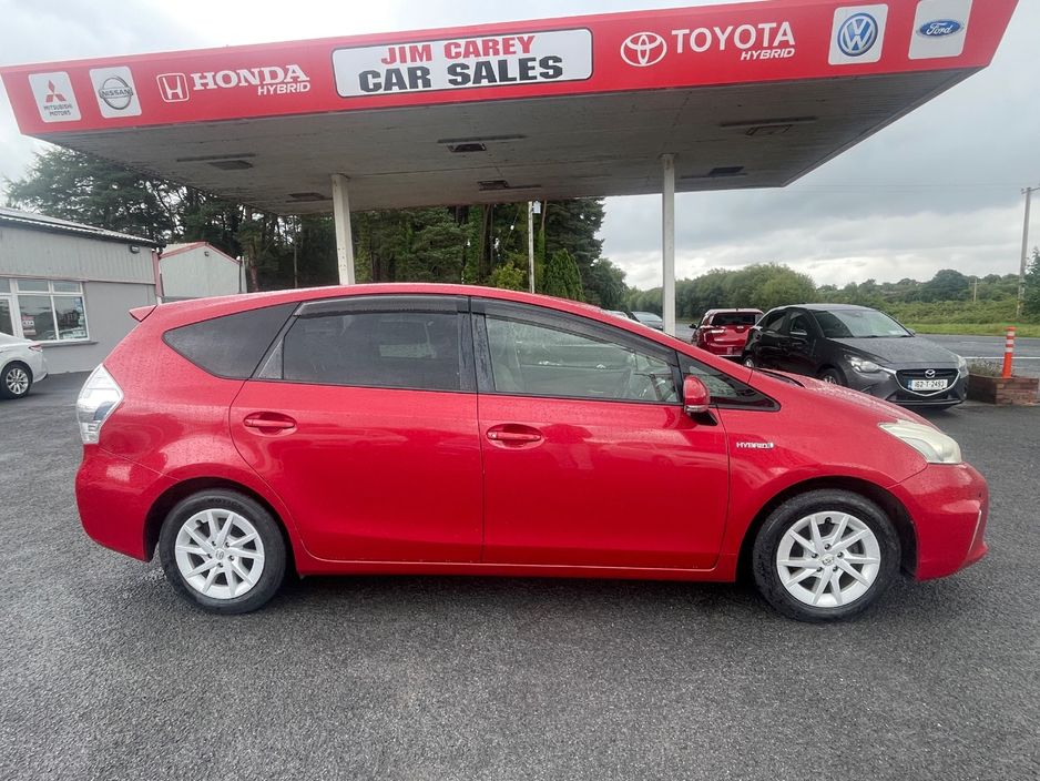 2013 Toyota Prius 1.8L Petrol Hybrid For Sale Images