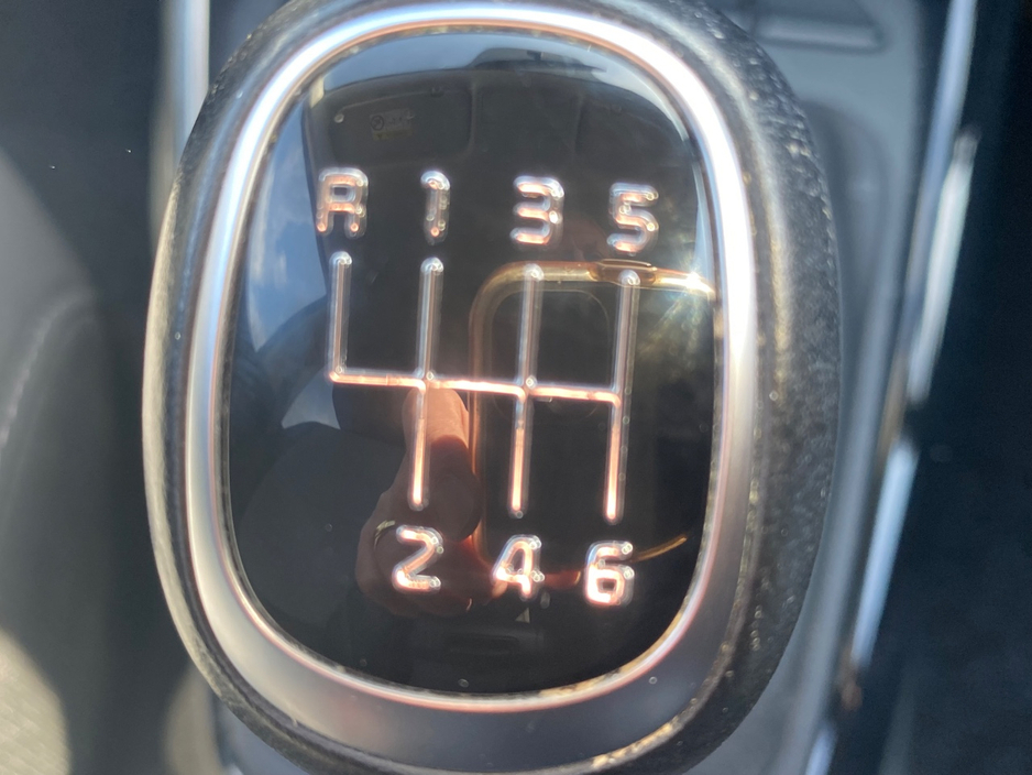 2022 Kia Stonic 1L Petrol For Sale Images