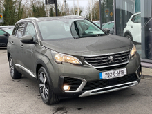Peugeot 5008 ALLURE 1.2 130 6.3 4DR