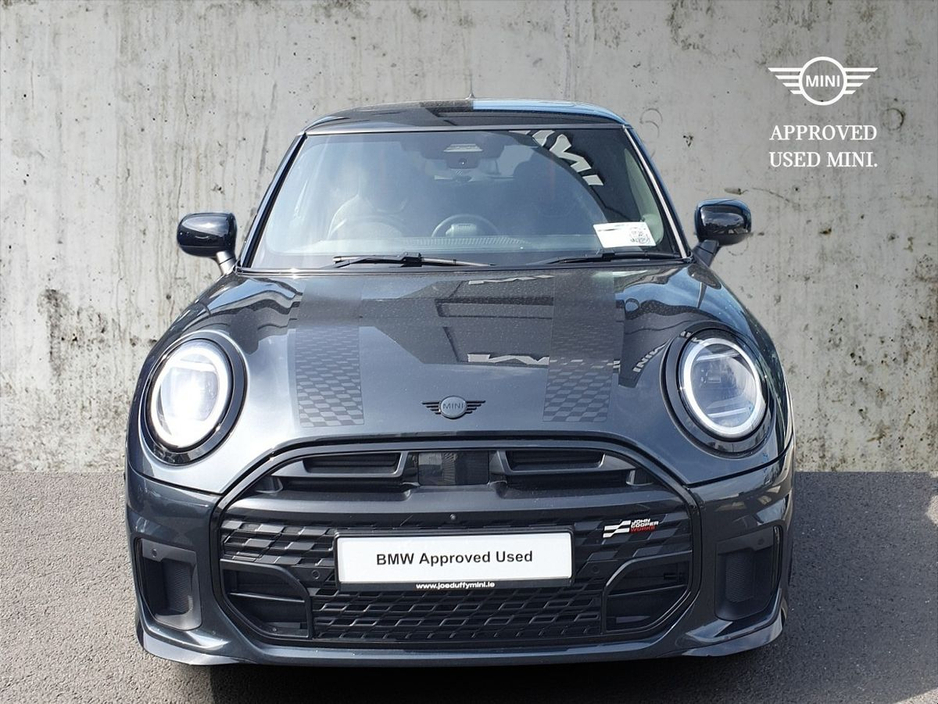 2024 MINI Hatch 2L Petrol For Sale Images