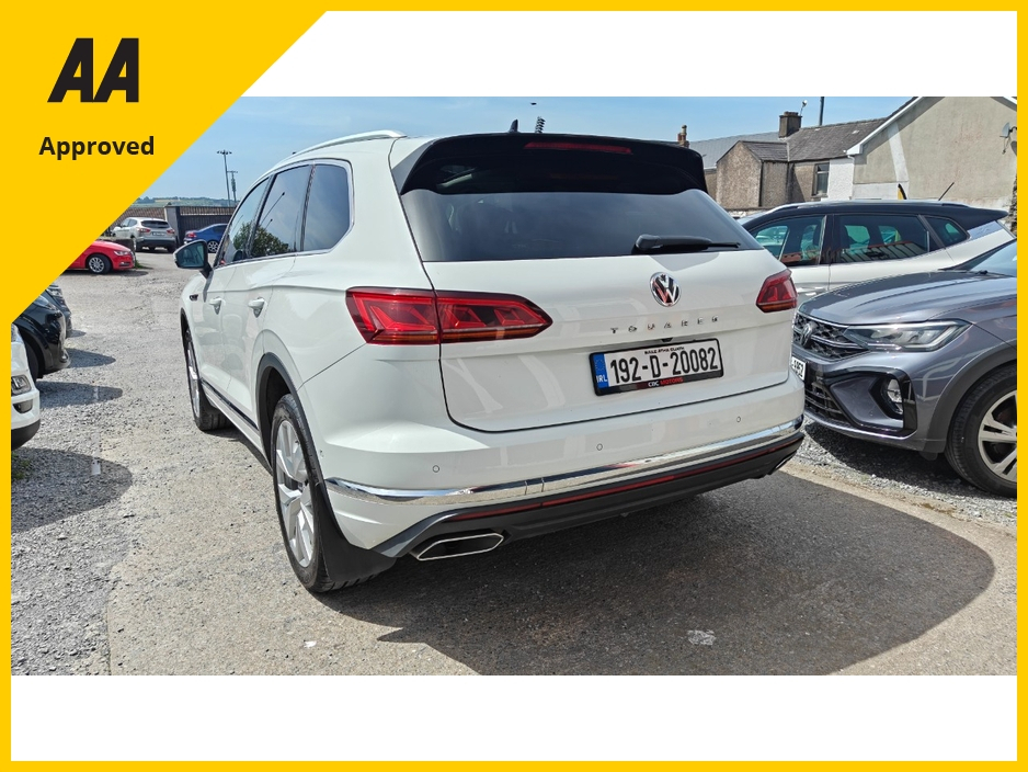 2019 Volkswagen Touareg 3L Diesel For Sale Images