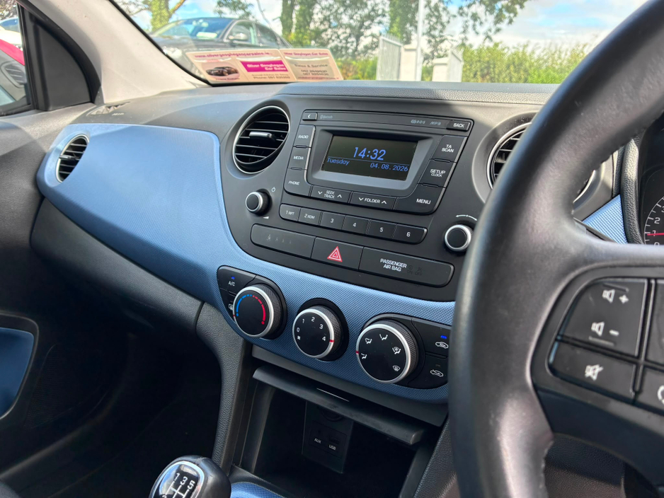 Hyundai i10 DELUXE — thumbnail 10