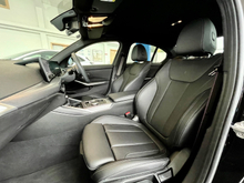2025 BMW 3 Series 2L Petrol Plug-in Hybrid For Sale Images